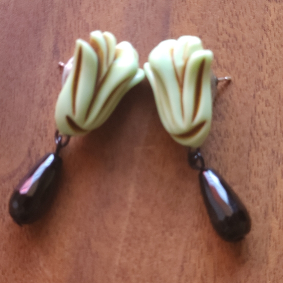 Tulip earrings with gem drops - Picture 4 of 5